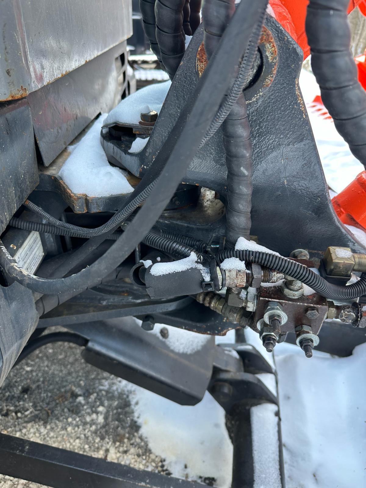 Hitachi ZX35U 3.5Ton excavator, 2013 model, new battery, Bucket capacity: 0.11cbm Power 21.2KW Includes thumb and quick connector