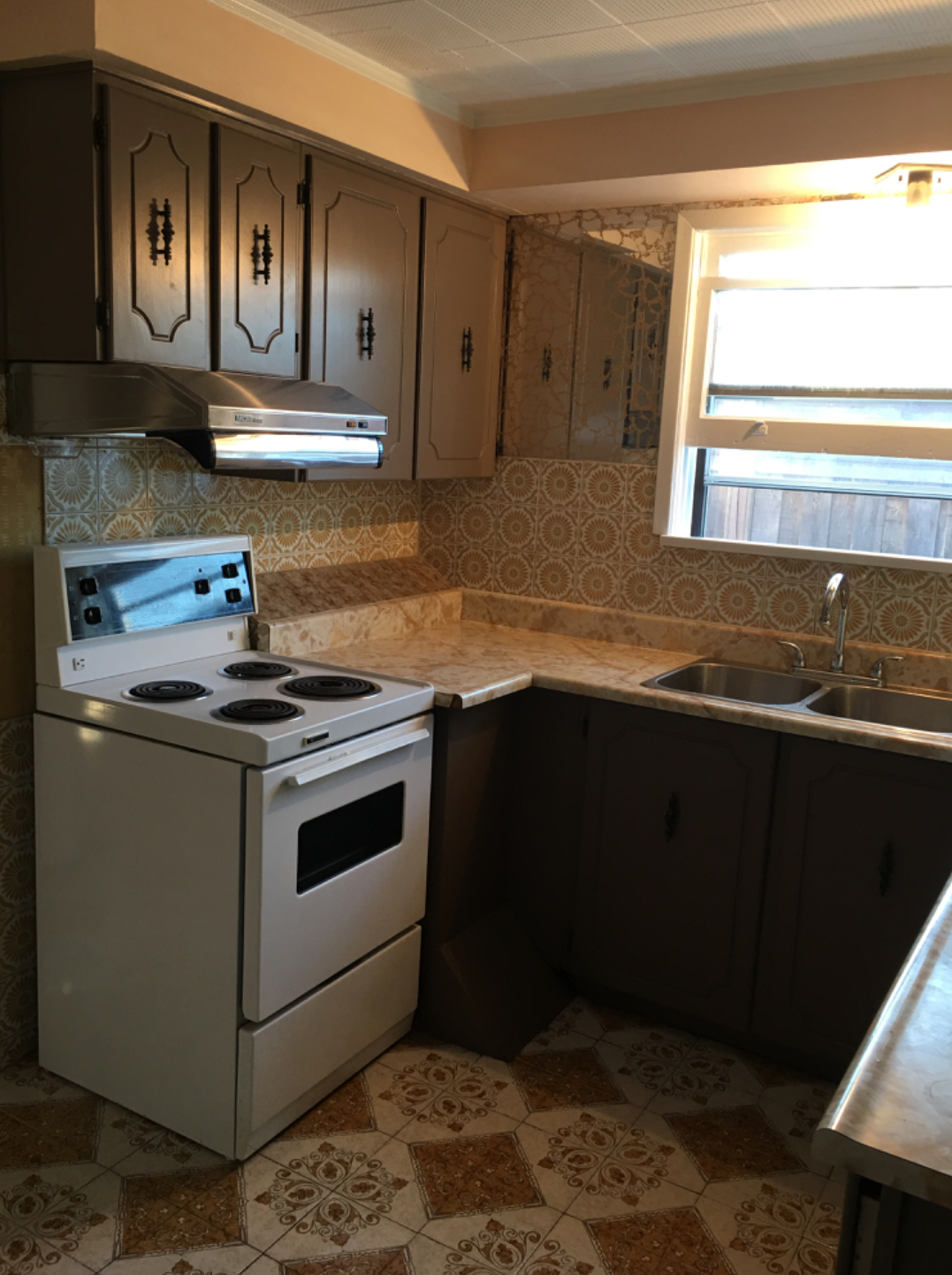 House for Rent- 1 Bath 3 Rooms